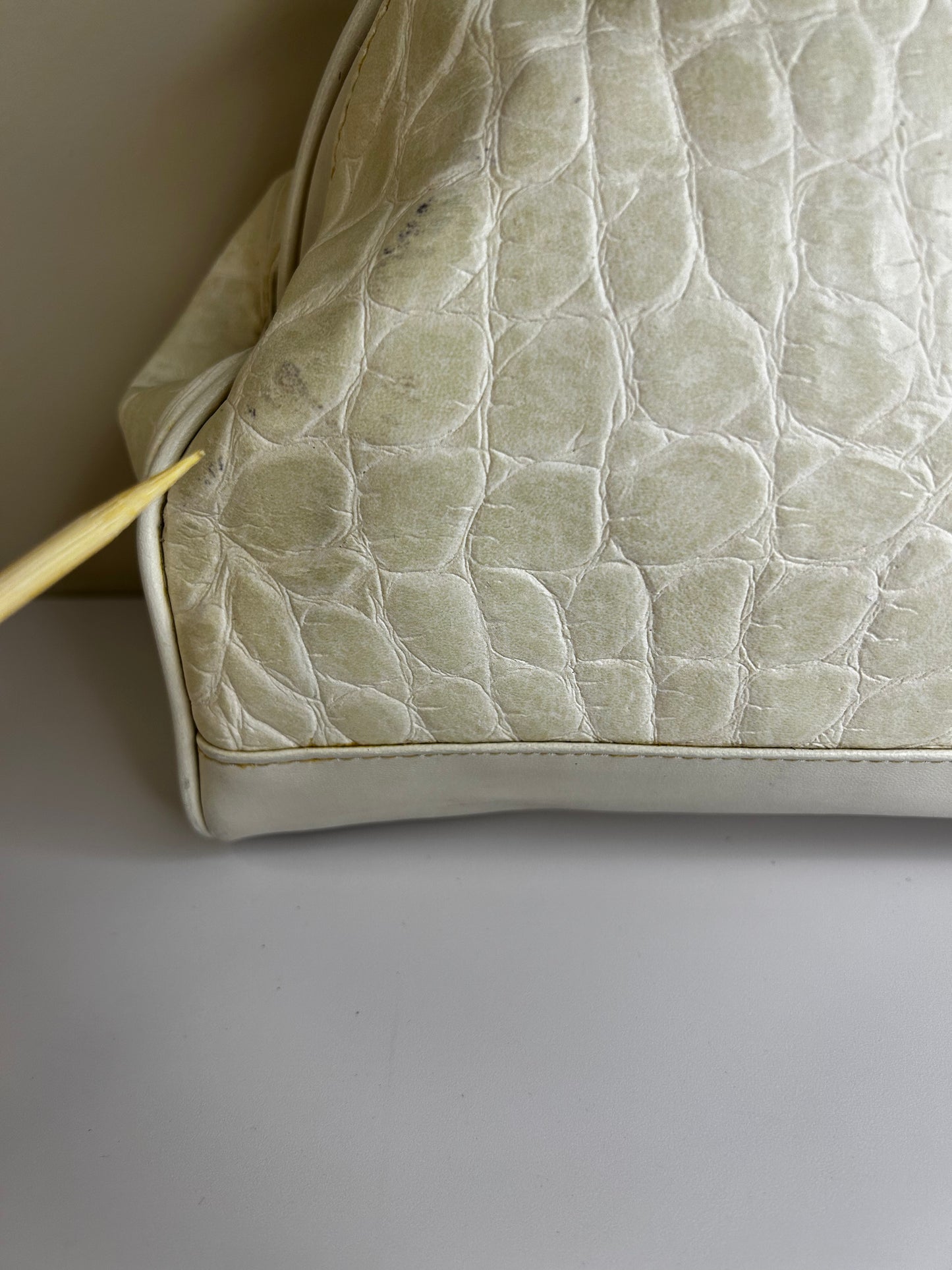 Vtg Monique Doctor Bag