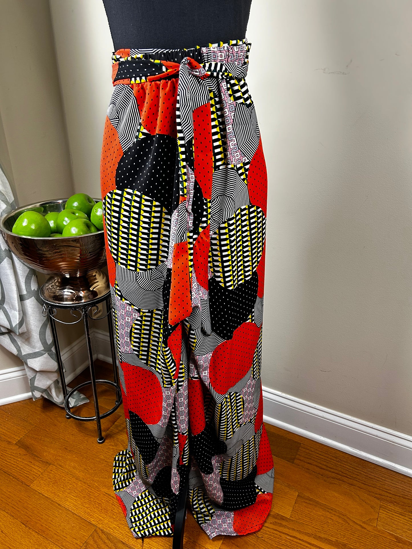 Plus Size Abstract Print Pants with Tie-Waist