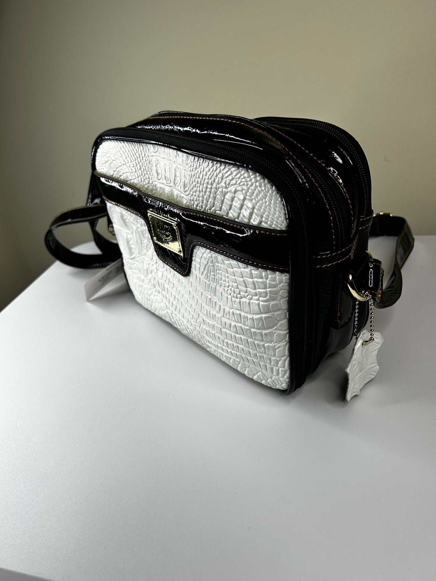 Madi Claire (MC) NWT Black and White Purse