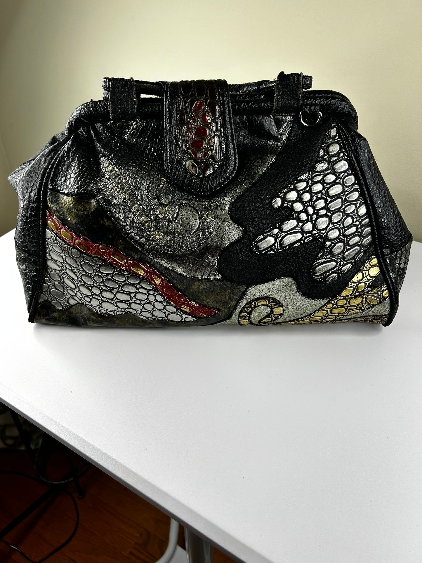 Nas Muted Tone Purse w/ Strap