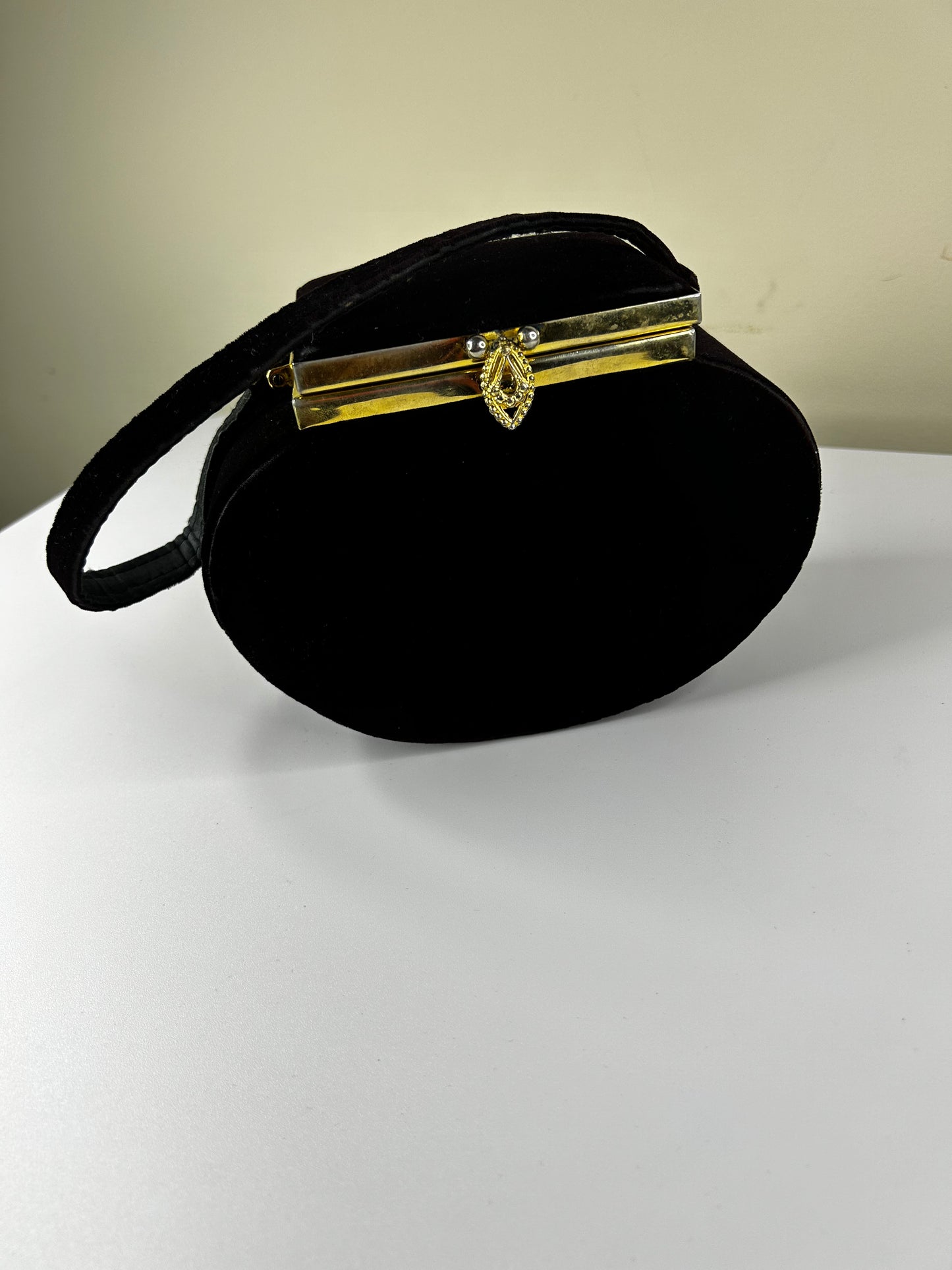 Carolyn Vintage Barton Burgundy Velvet Purse