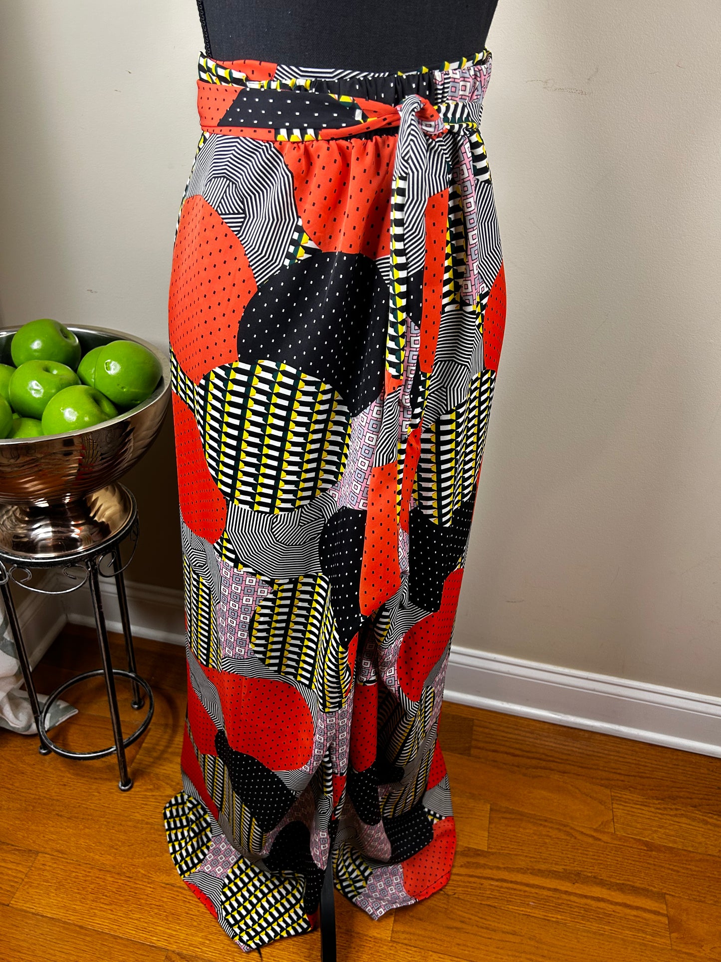 Plus Size Abstract Print Pants with Tie-Waist