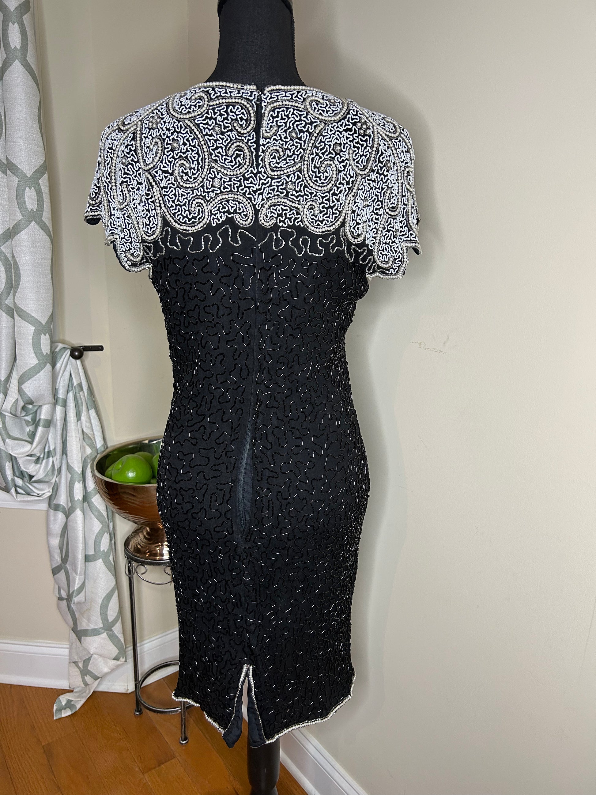 Pearl/Beaded Black and White Scala Dress Thrift D Vintage Clothing Pearl/Beaded Black and White Scala Dress Thrift D Vintage Clothing